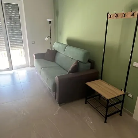 Alysia House *