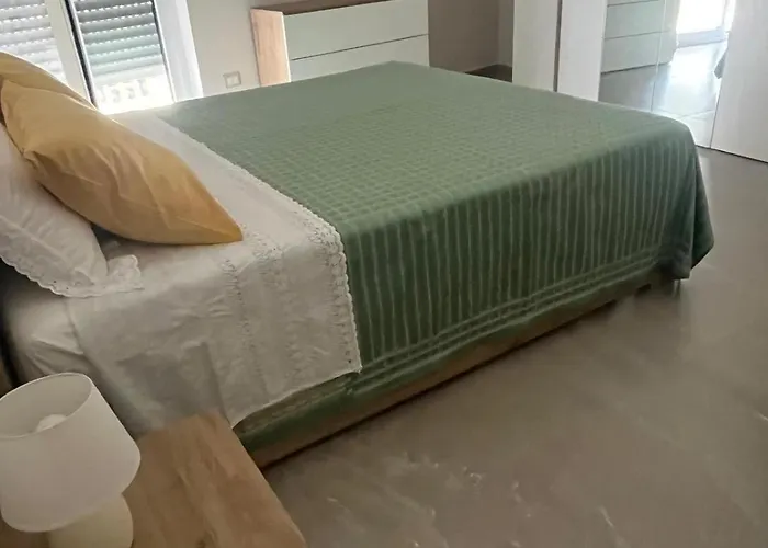 Дом отдыха Alysia House Неаполь